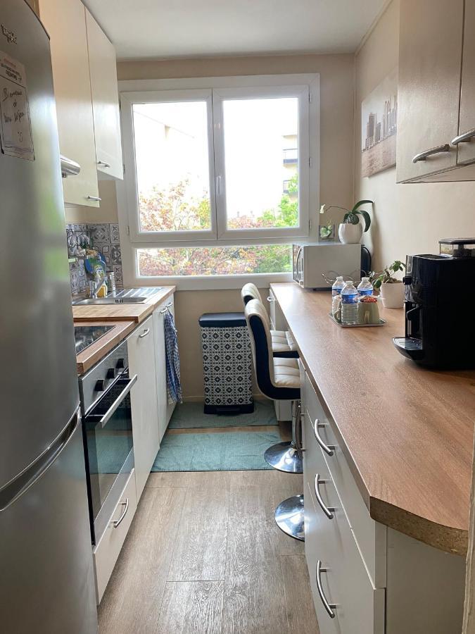 Superbe Au Calme Avec Parking Gratuit. Appartement